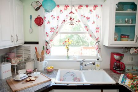 16 оригинальных идей для штор на кухне